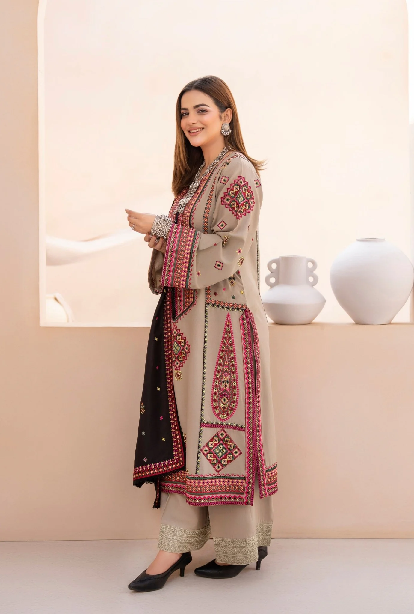 Zarmeen Emaan Premium Embroidered Lawn 3 Piece Unstitched Suit ZE-785 | Najma Javaid - Image 2